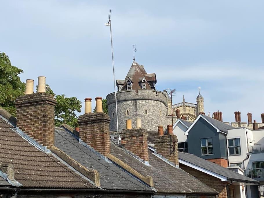 Windsor Cottage: Cosy, Charming, Full Of Character Екстериор снимка