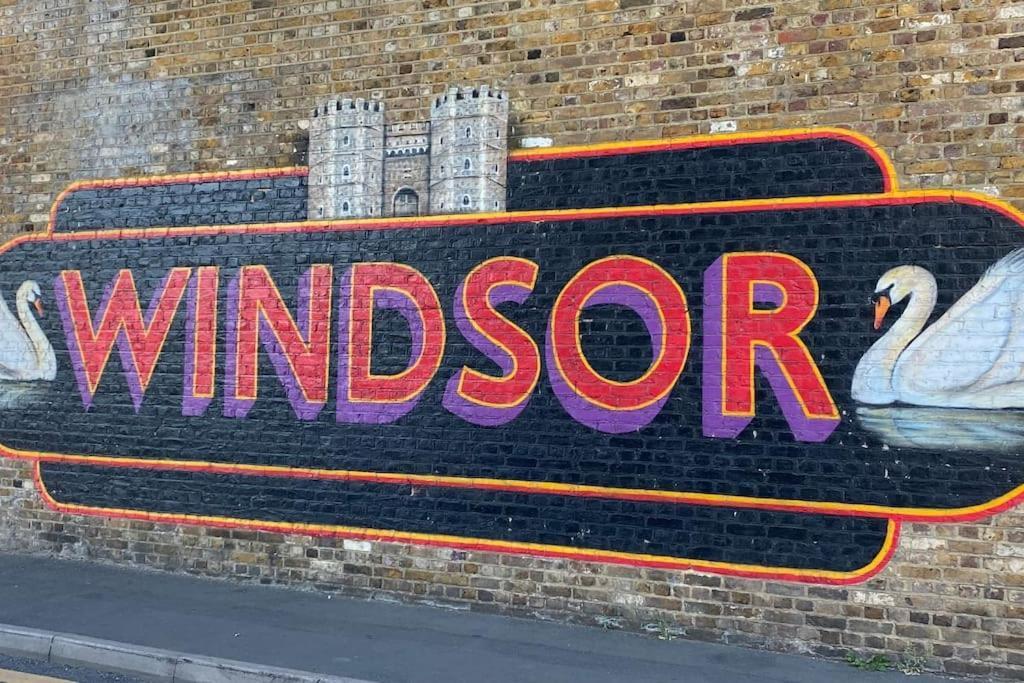 Windsor Cottage: Cosy, Charming, Full Of Character Екстериор снимка